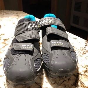 Women’s Louis Garneau cycling shoes